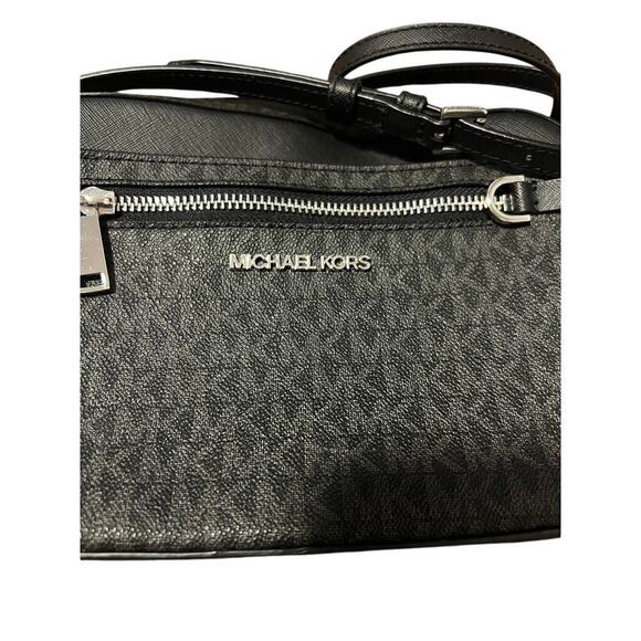 Michael Kors Designer Jet Set Large Logo  Purse Crossbody Bag NWT $398 - Picture 11 of 11